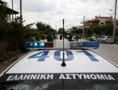 Αγρίνιο: Ο ξυλοδαρμός ήταν μόνο η αρχή – Του έβαλαν φωτιά στα πράγματα του σπιτιού του!